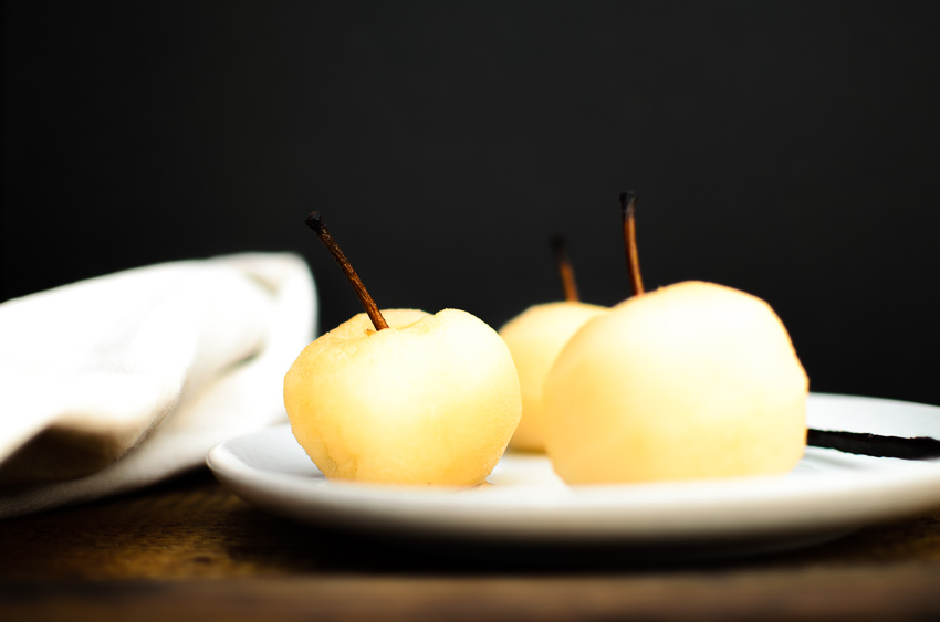 Juste pochées dans un sirop citron-vanille