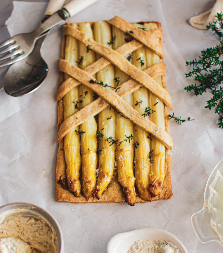 Testez cette jolie tarte sans attendre la saison des asperges est trop courte !